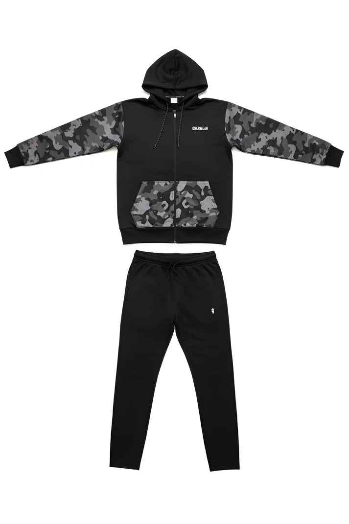 Womens - Winter Tracksuit - Black Camo Strike