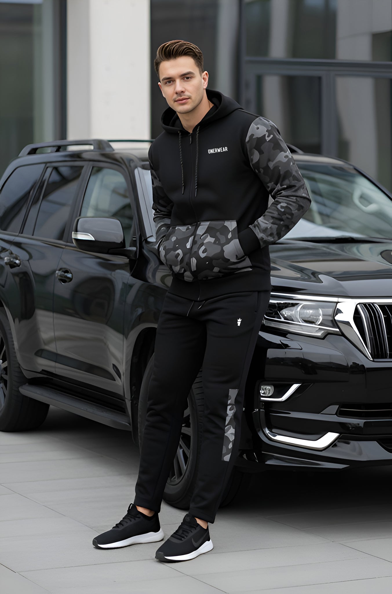 Mens - Winter Tracksuit - Black Camo Strike
